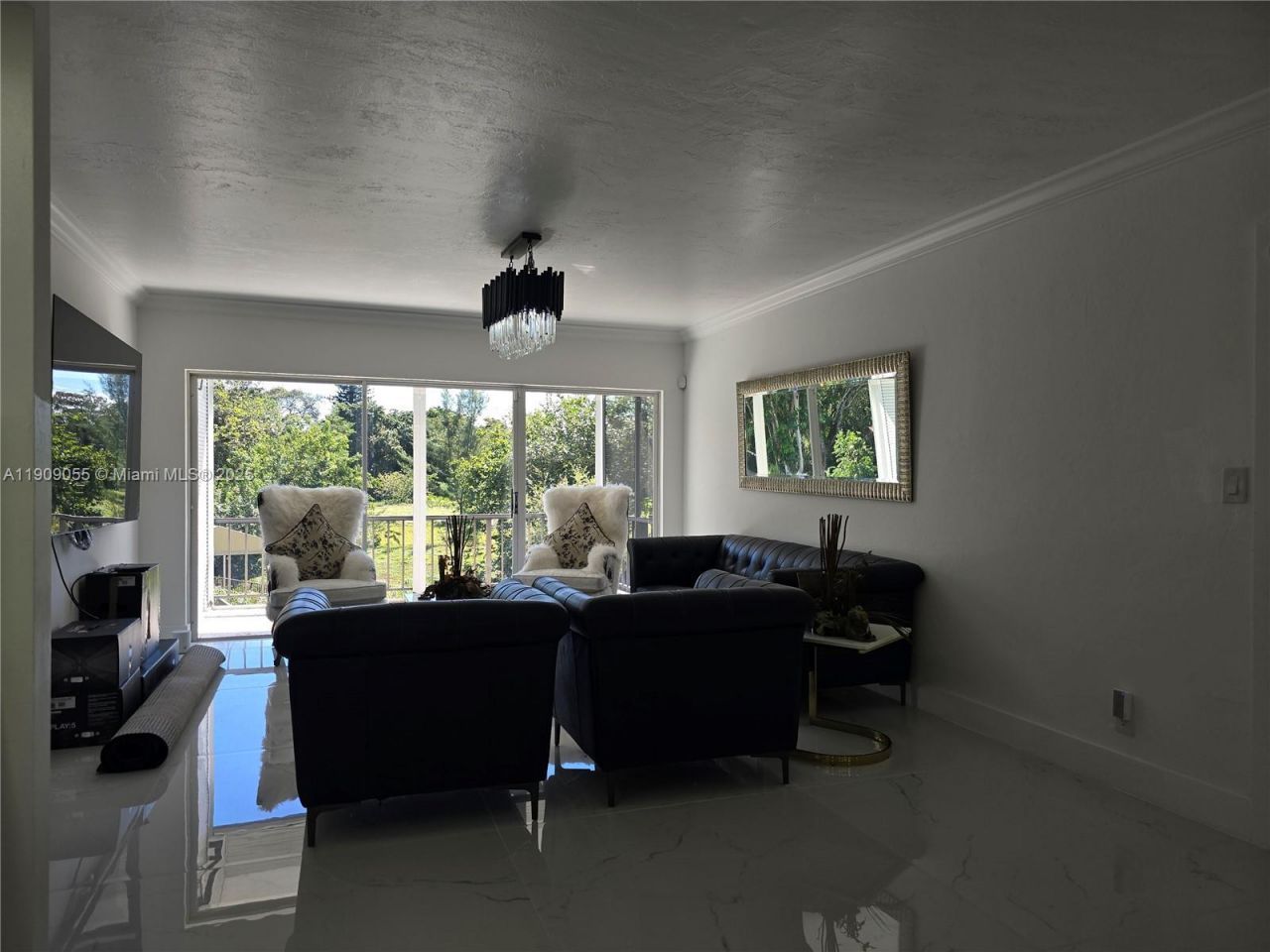 6010 S Falls Cir Dr, Unit 206, Lauderhill, FL 33319 Photo