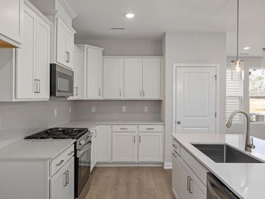 413 Longleaf Glen Lane, Zebulon, NC 27597