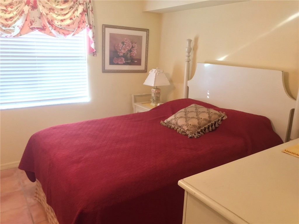 500 Grove Isle Circle, Unit 107, Vero Beach, FL 32962 Photo