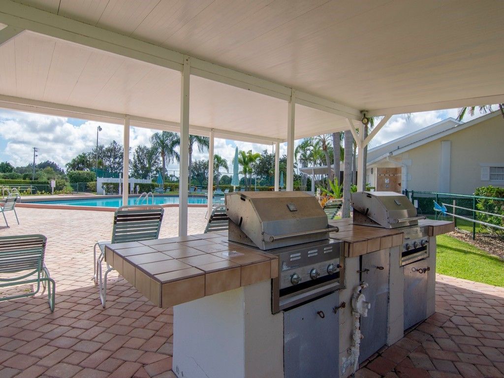 500 Grove Isle Circle, Unit 107, Vero Beach, FL 32962 Photo