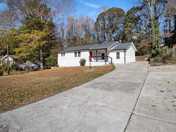 3795 King Edward Trail, Atlanta, GA 30331