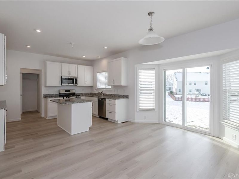 5127 Catalpa Drive, Tipp City, OH 45371 Photo 12