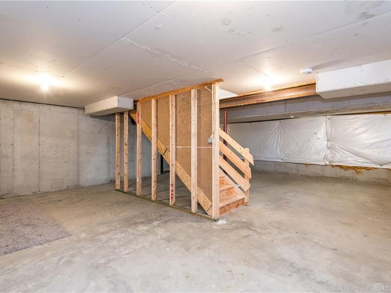 5127 Catalpa Drive, Tipp City, OH 45371 Photo 33