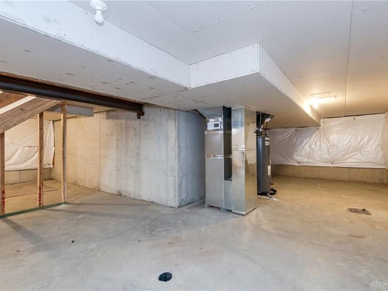 5127 Catalpa Drive, Tipp City, OH 45371 Photo 35