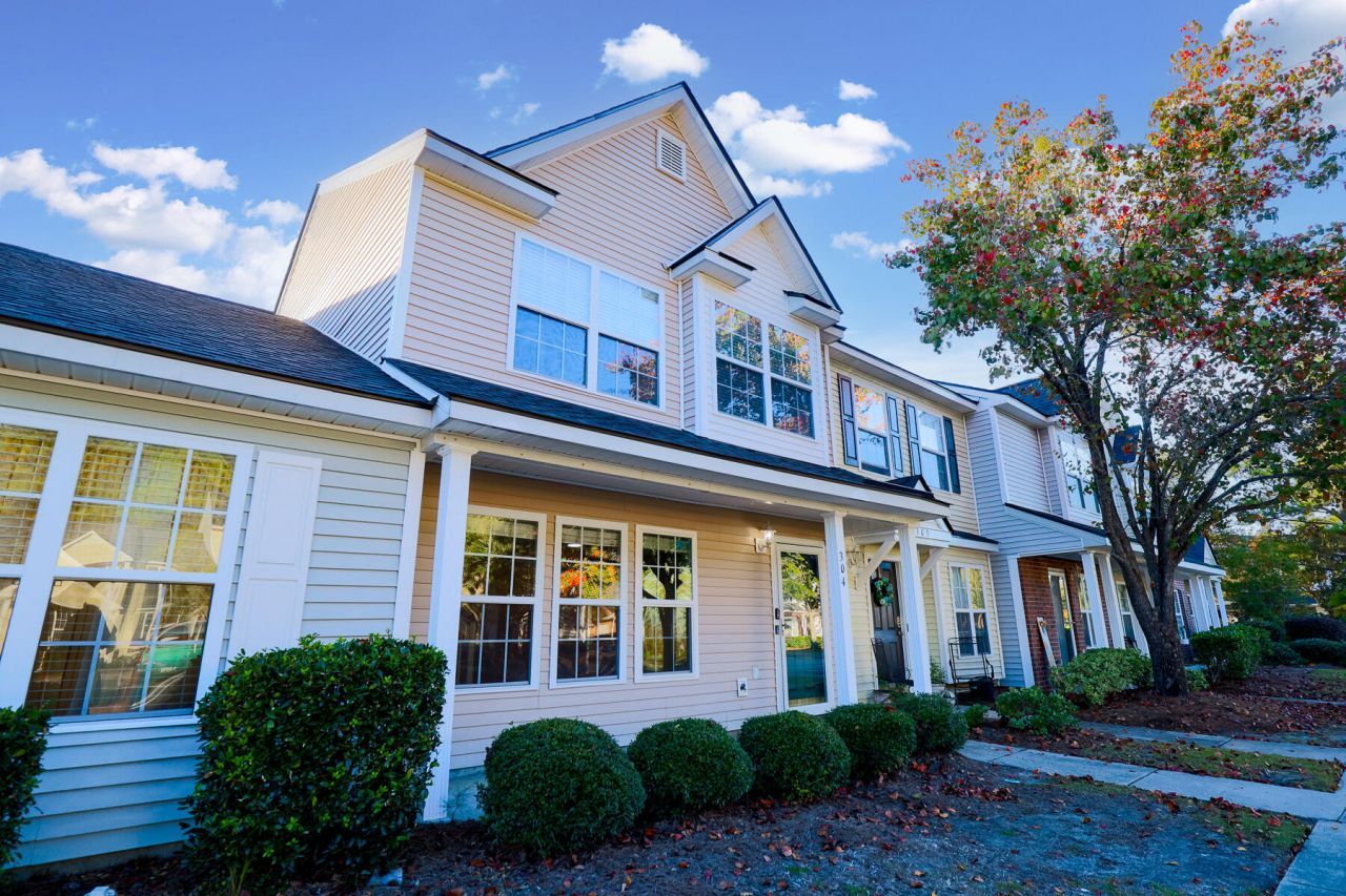 304 Elm Hall Circle Photo 43