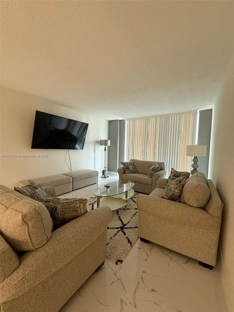 19380 Collins Ave, Unit 1209, Sunny Isles Beach, FL 33160 Photo