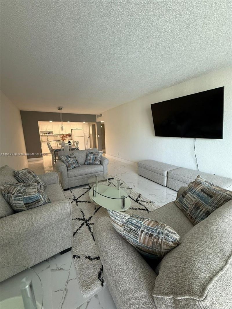 19380 Collins Ave, Unit 1209, Sunny Isles Beach, FL 33160 Photo
