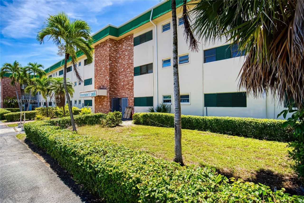 1420 Atlantic Shores Blvd, Unit 340, Hallandale Beach, FL 33009 Photo