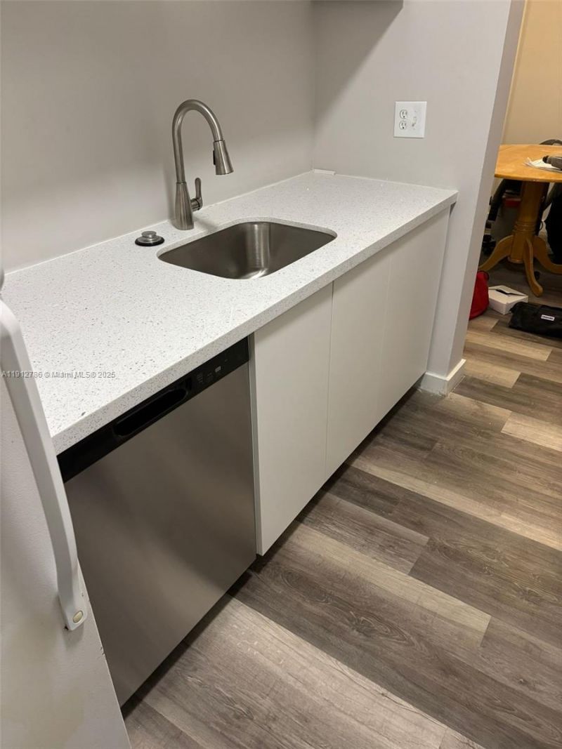 1420 Atlantic Shores Blvd, Unit 340, Hallandale Beach, FL 33009 Photo