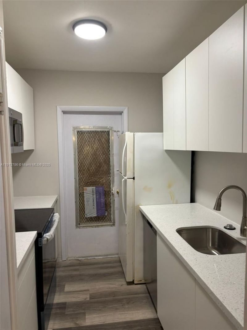 1420 Atlantic Shores Blvd, Unit 340, Hallandale Beach, FL 33009 Photo