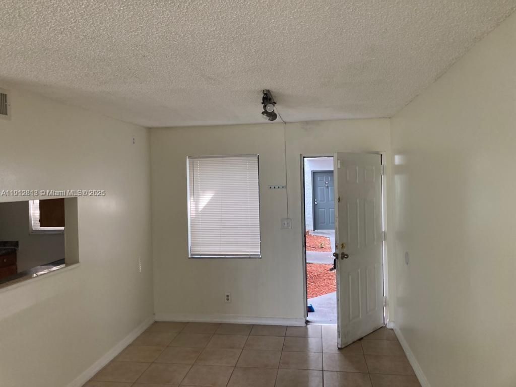 1750 N Congress Ave, Unit 103, West Palm Beach, FL 33401 Photo