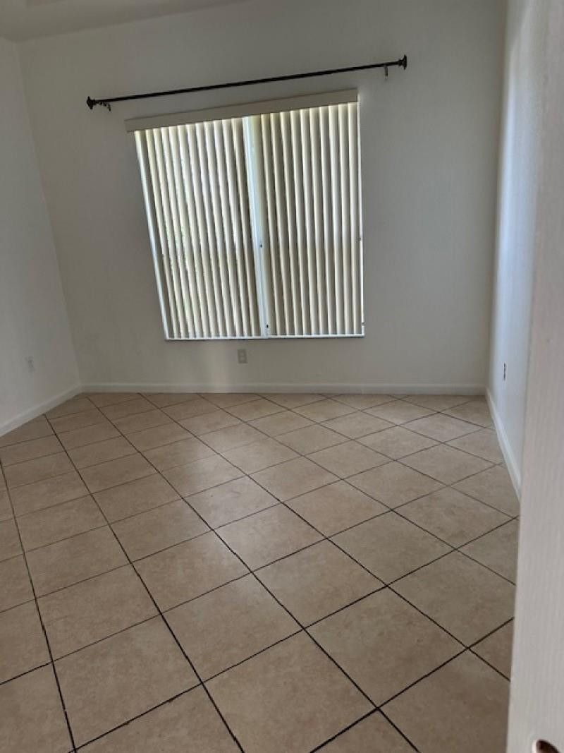 1056 NE 39th Avenue, Homestead, FL 33033 Photo