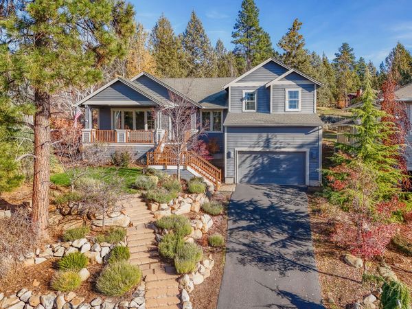 10323 Merlin Way, Klamath Falls, OR 97601