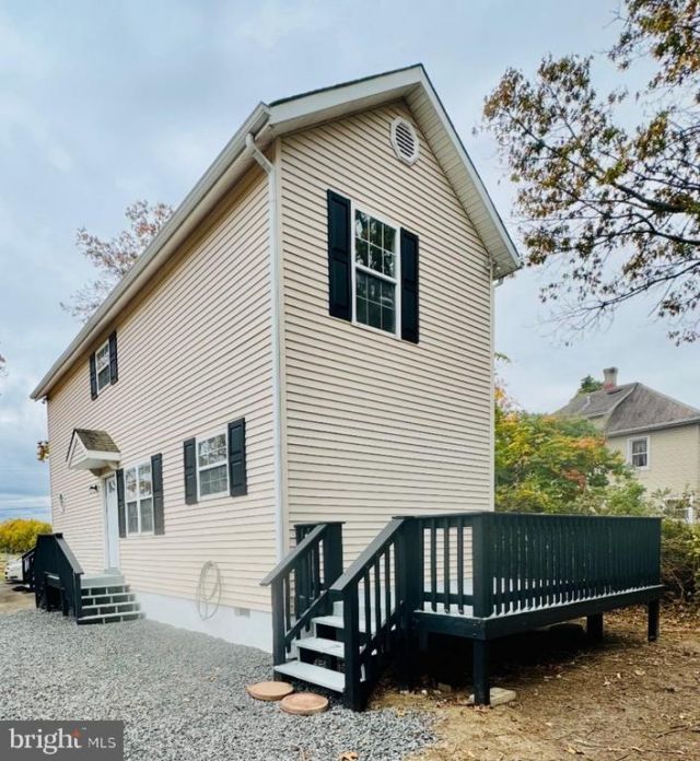 687 Fairview Avenue, Hammonton, NJ 08037 Main Photo