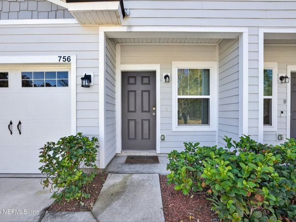 756 TALKING TREE Drive, Jacksonville, FL 32205