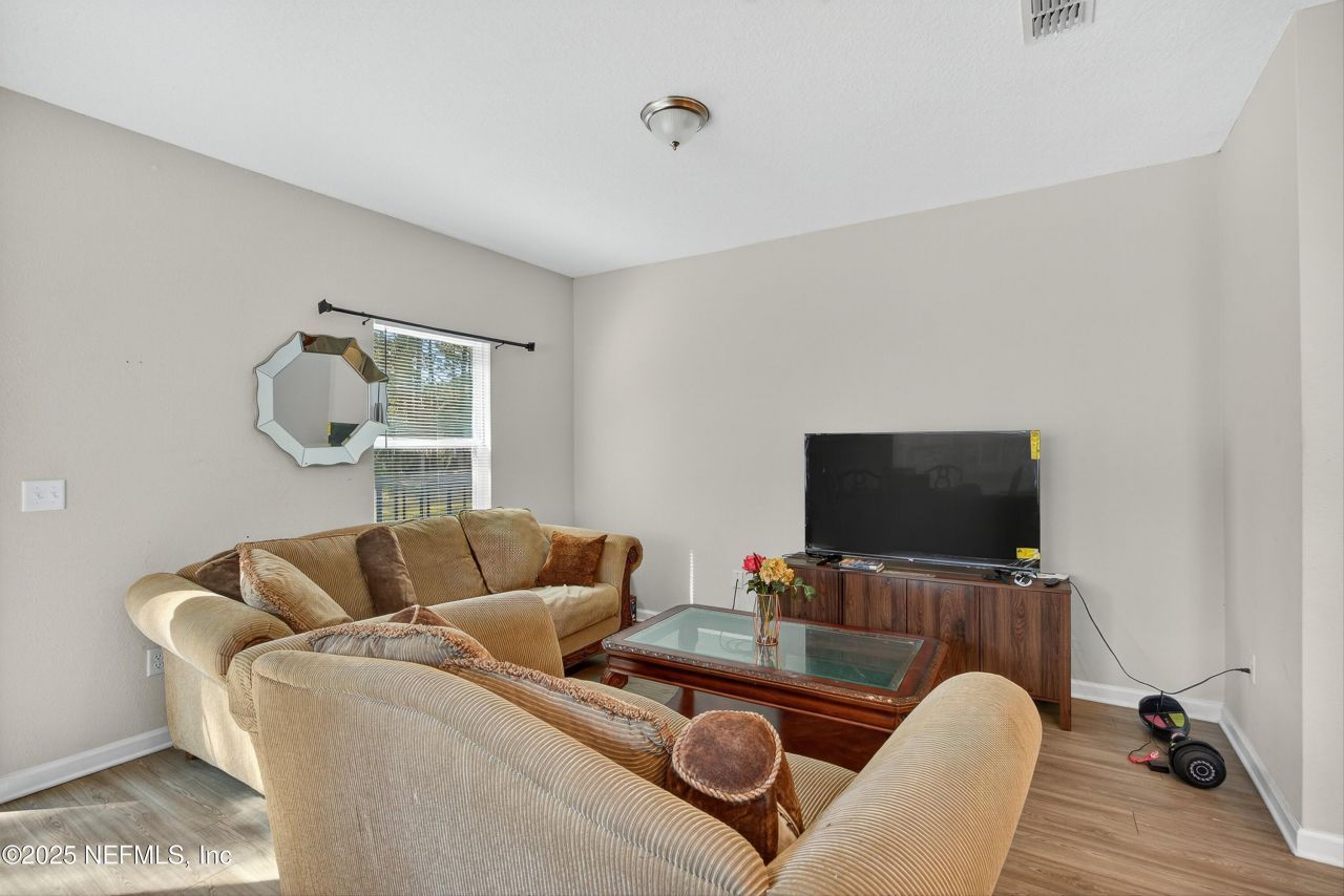 756 Talking Tree Drive, Jacksonville, FL 32205 Photo