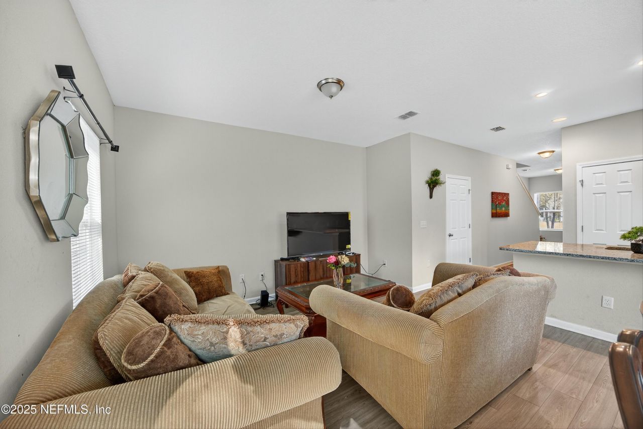 756 Talking Tree Drive, Jacksonville, FL 32205 Photo