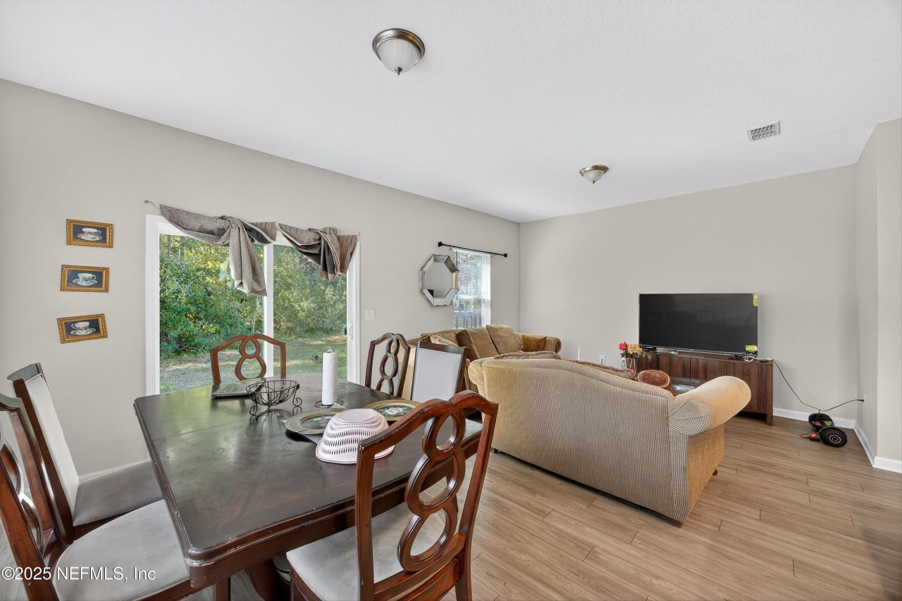 756 Talking Tree Drive, Jacksonville, FL 32205 Photo