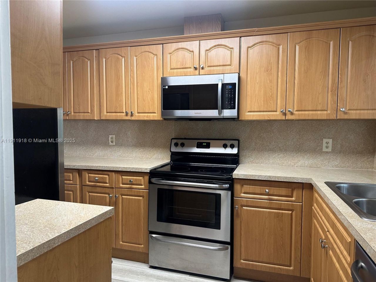 11354 SW 87th Ter, Unit 11354, Miami, FL 33173 Photo