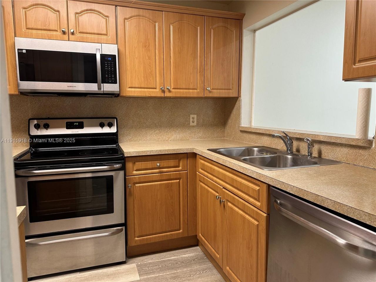 11354 SW 87th Ter, Unit 11354, Miami, FL 33173 Photo