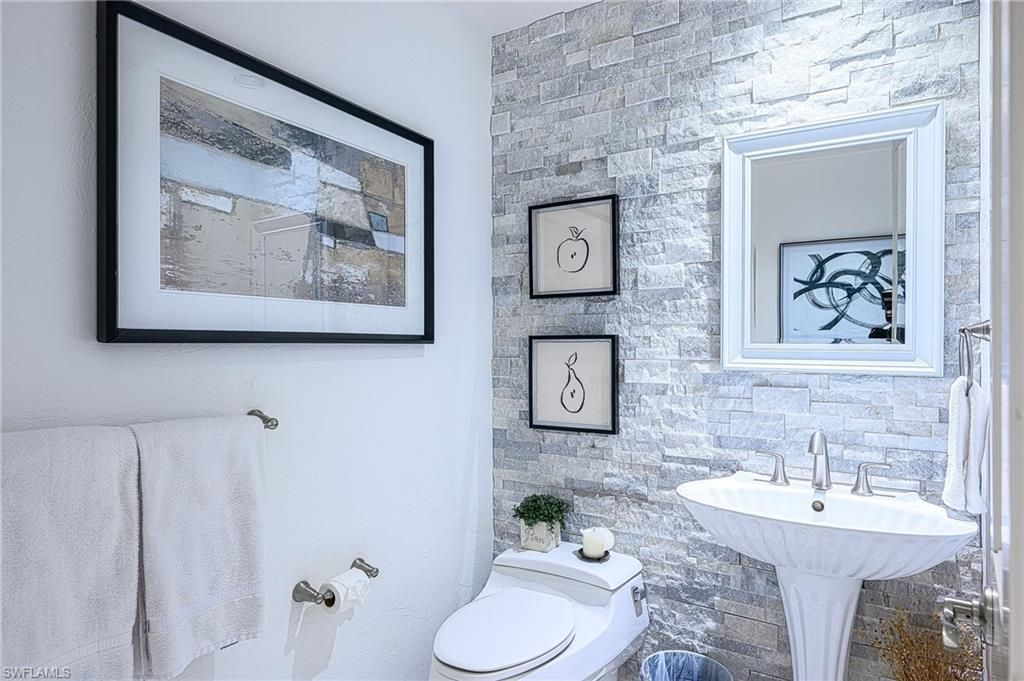 133 Colonade Cir, Naples, FL 34103 Photo