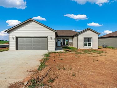 607 Victoria Way, Franklin, KY 42134