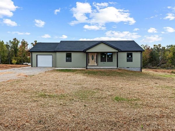 977 Red Cross Road, Park City, KY 42160