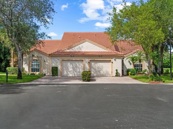 7943 Lake Sands Drive, Delray Beach, FL 33446