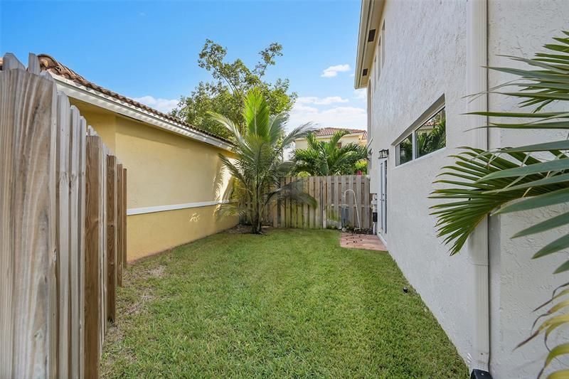 547 NW 47th Way, Coconut Creek, FL 33063 Photo