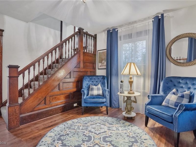 203 N Prospect Avenue, Hartville, OH 44632 Photo 5