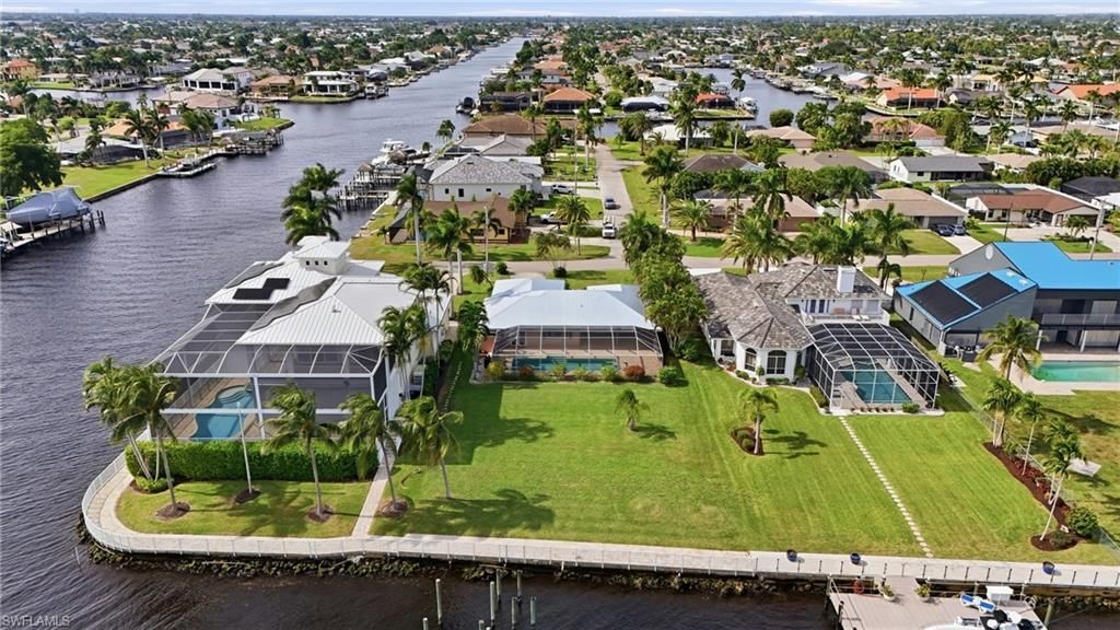 3527 SE 22nd Pl, Cape Coral, FL 33904 Photo