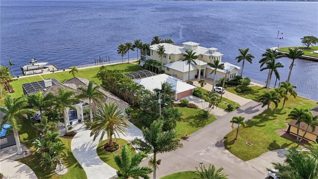 3527 SE 22nd Pl, Cape Coral, FL 33904 Photo