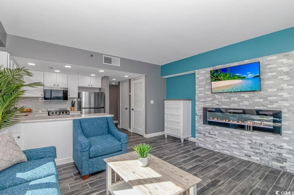 1605 S Ocean Blvd. Photo 8