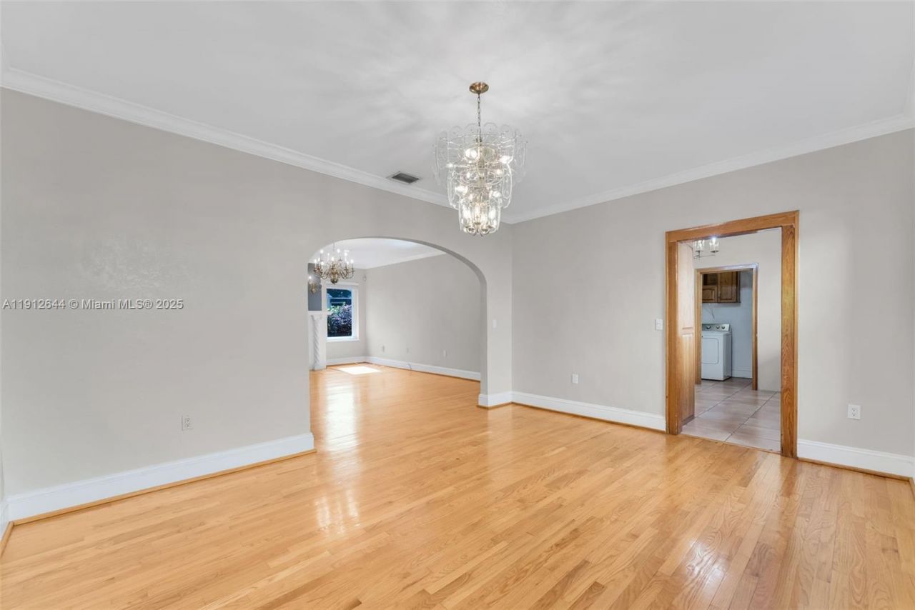 1514 Capri St, Coral Gables, FL 33134 Photo