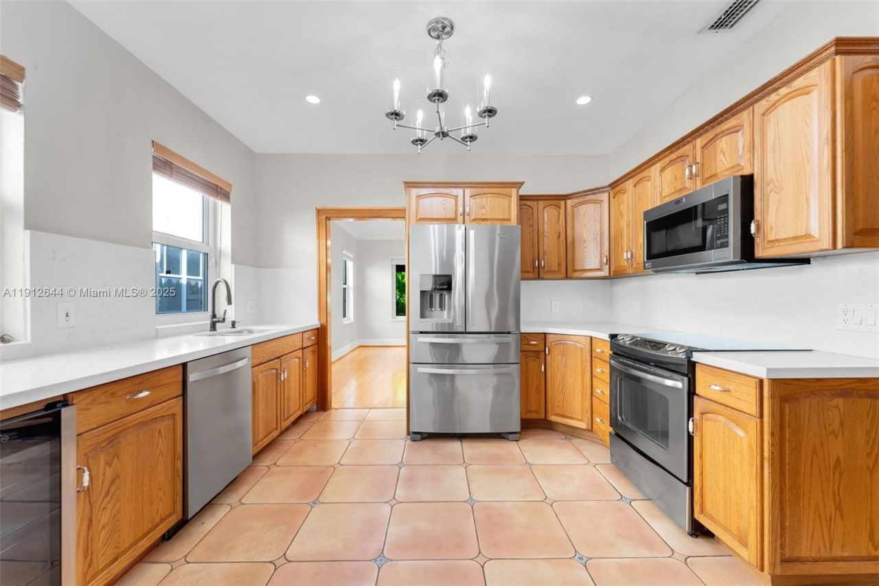 1514 Capri St, Coral Gables, FL 33134 Photo