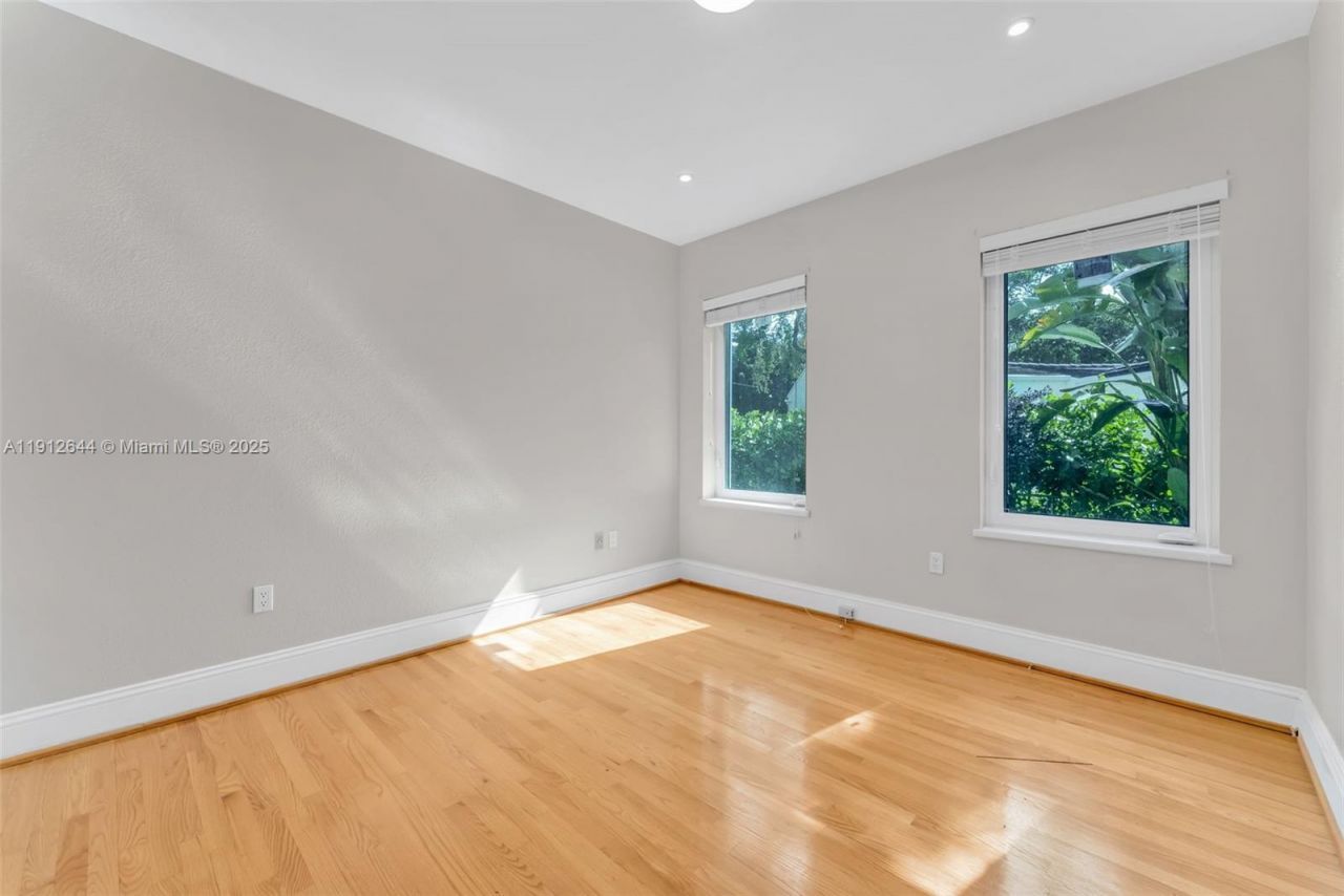 1514 Capri St, Coral Gables, FL 33134 Photo