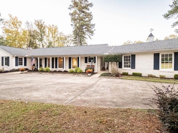 2200 Maul Road, Camden, AR 71701