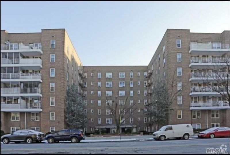 62-59 108th Street, Unit 5C, Forest Hills, NY 11375 Main Photo
