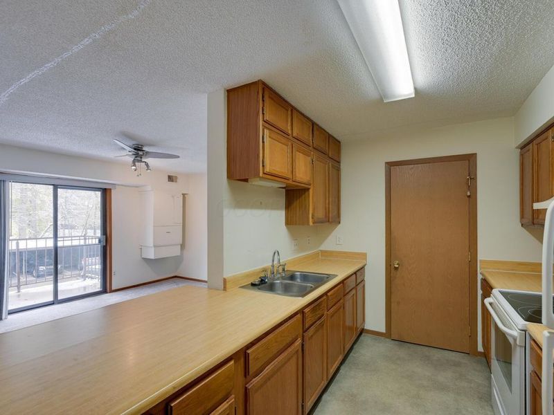 4145 Karl Road, Unit 223, Columbus, OH 43224 Photo 13