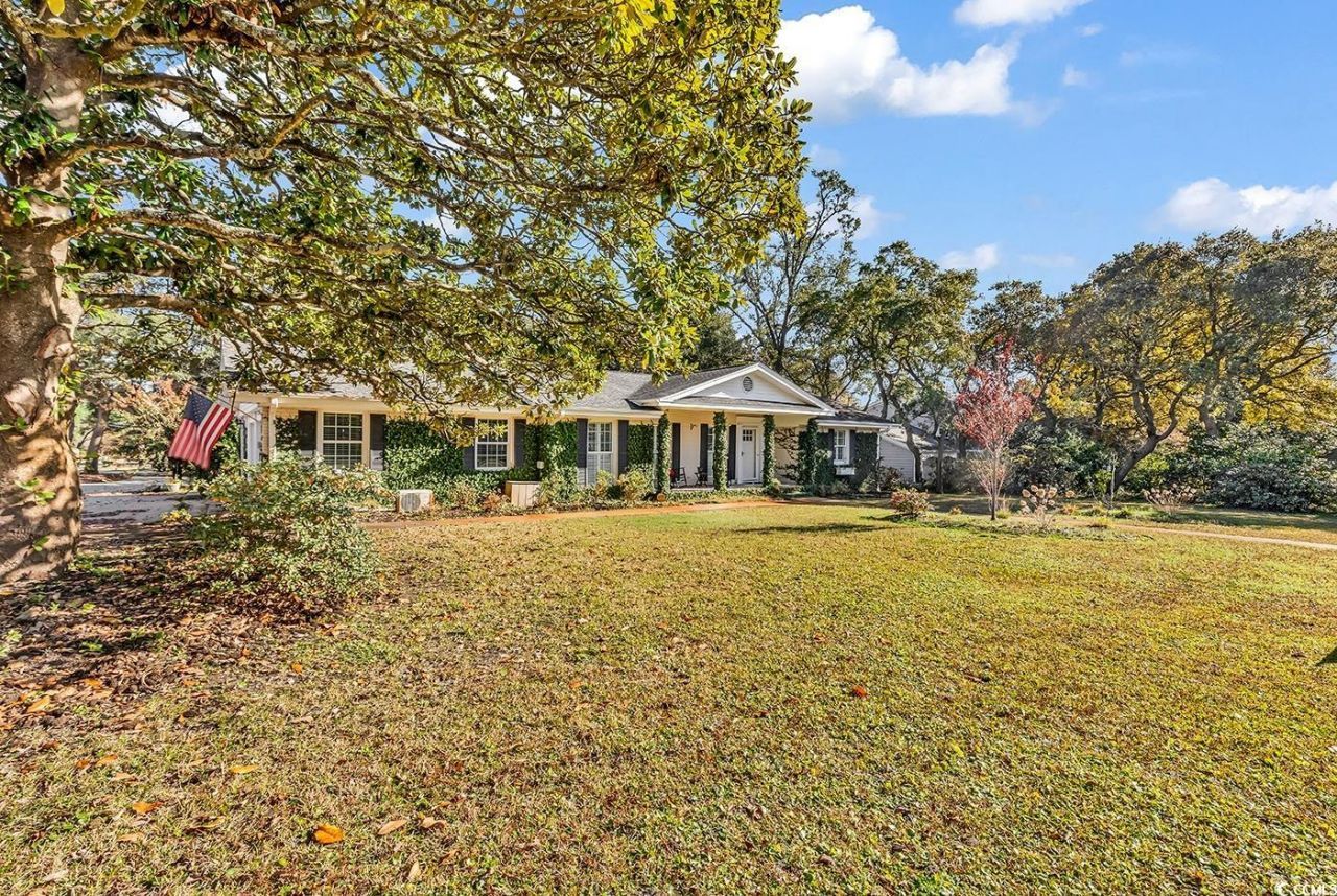 5518 Woodside Ave. Photo 1