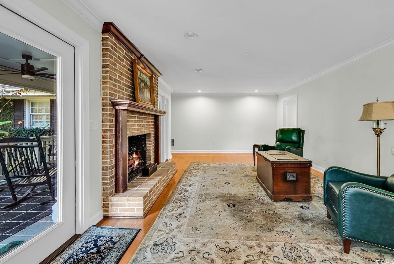 5518 Woodside Ave. Photo 9