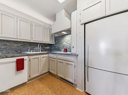 455 Lakeshore Boulevard, Unit 2B, Incline Village, NV 89451 Photo