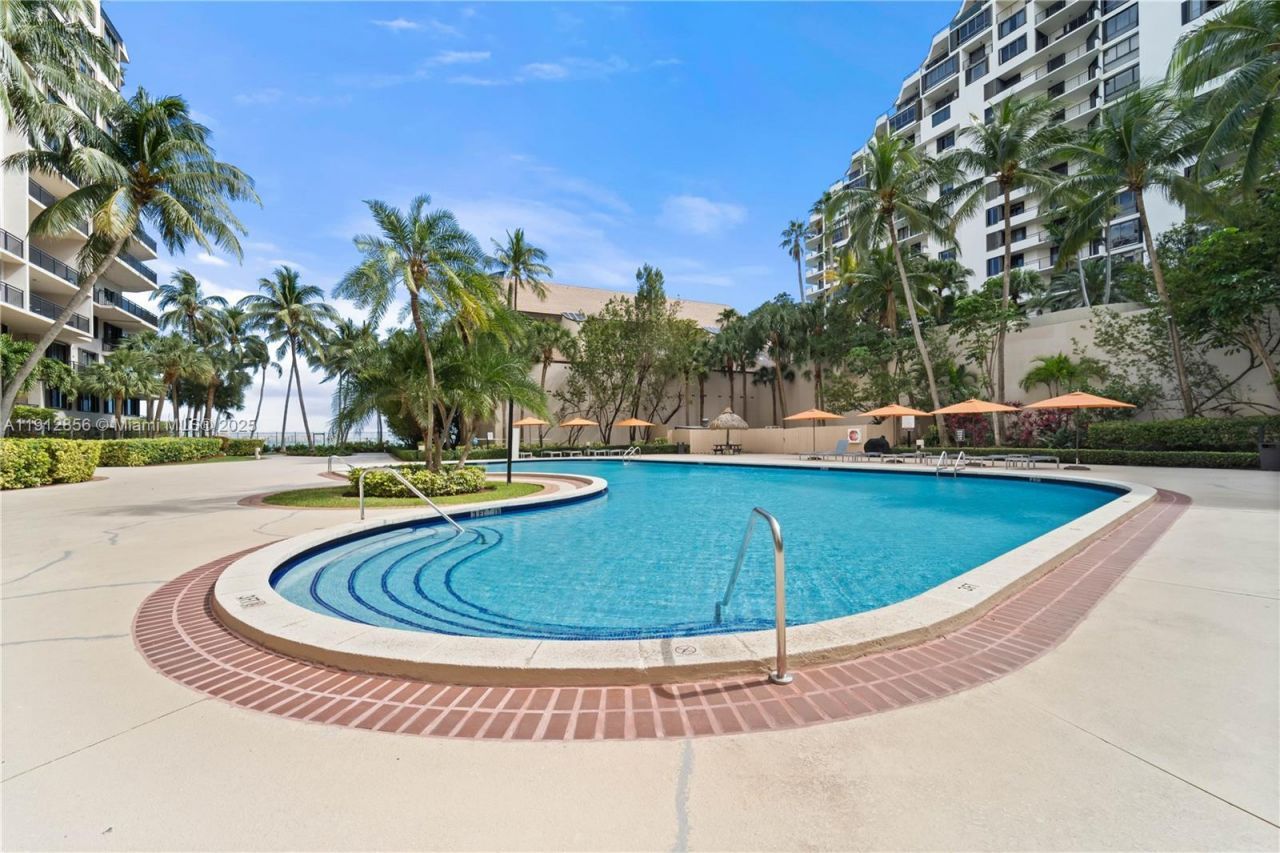 540 Brickell Key Dr, Unit 1406, Miami, FL 33131 Photo