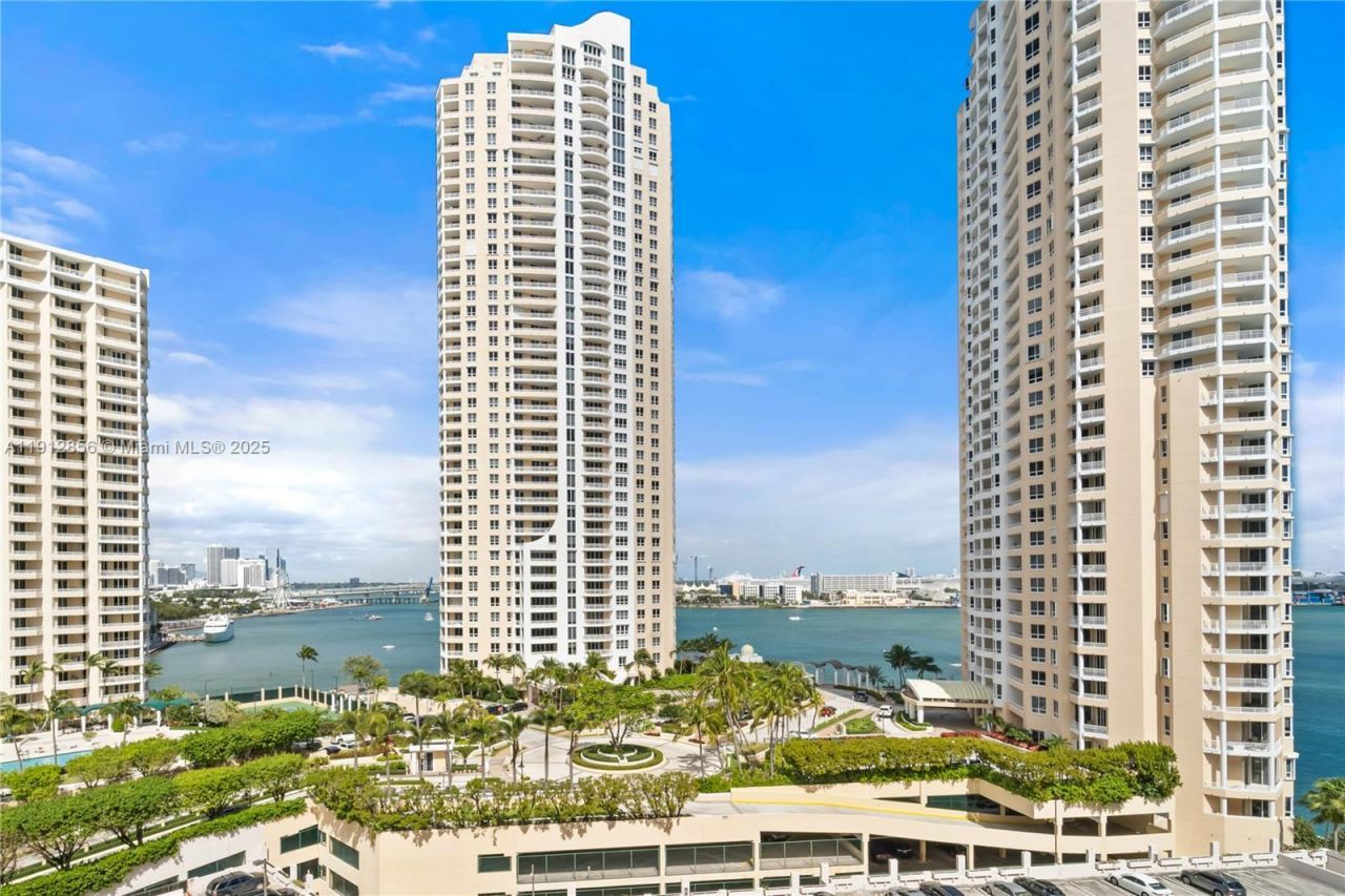 540 Brickell Key Dr, Unit 1406, Miami, FL 33131 Photo