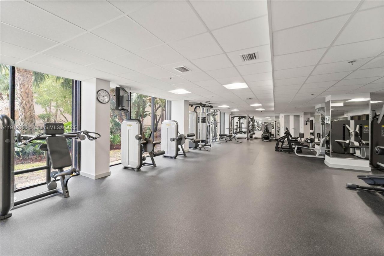 540 Brickell Key Dr, Unit 1406, Miami, FL 33131 Photo