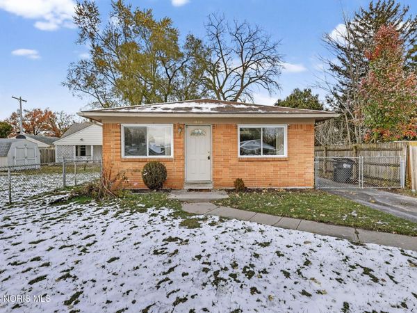 1826 Newport Avenue, Toledo, OH 43613