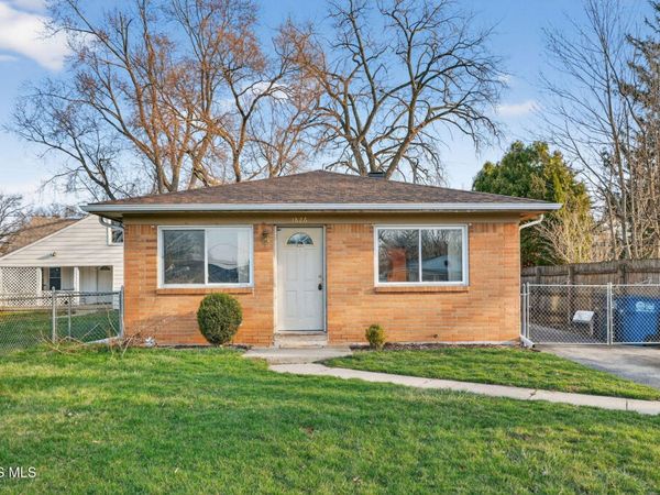 1826 Newport Avenue, Toledo, OH 43613