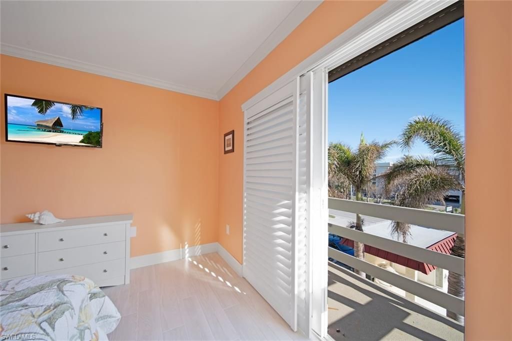 1610 Middle Gulf Dr, Unit D5, Sanibel, FL 33957 Photo