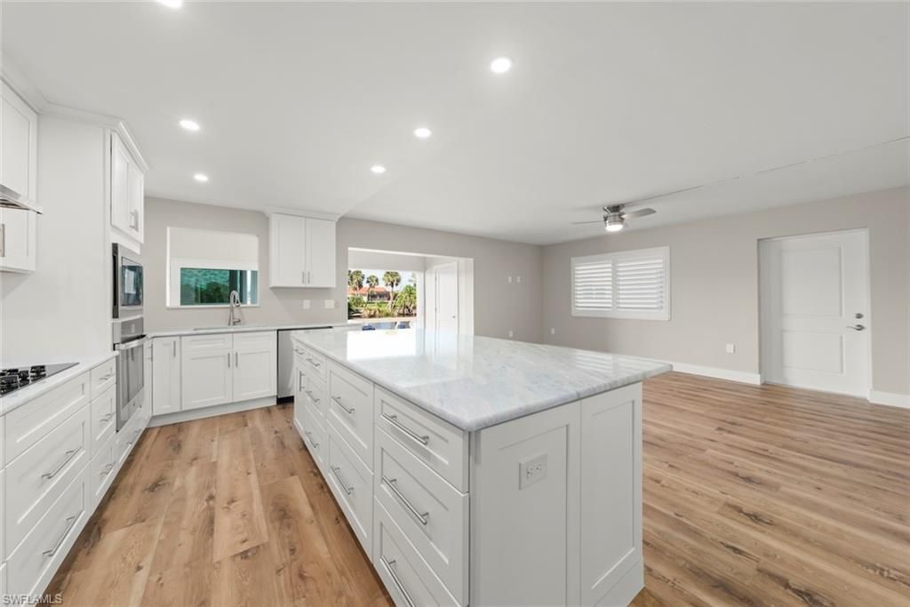 1610 Middle Gulf Dr, Unit C2, Sanibel, FL 33957 Photo