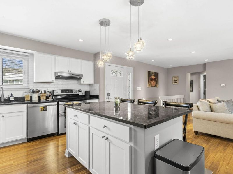 6031 Cromdale Drive, Dublin, OH 43017 Photo 8